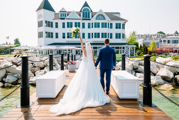 Wedding at Hotel Iroquois With Couple